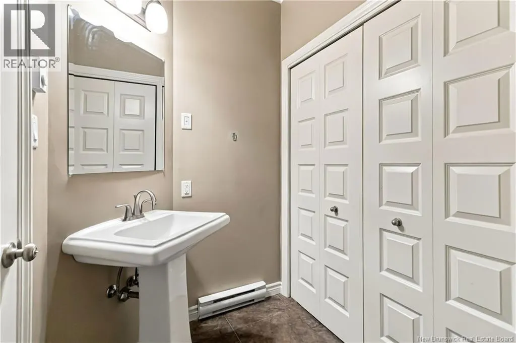 9 Forest Oak Court