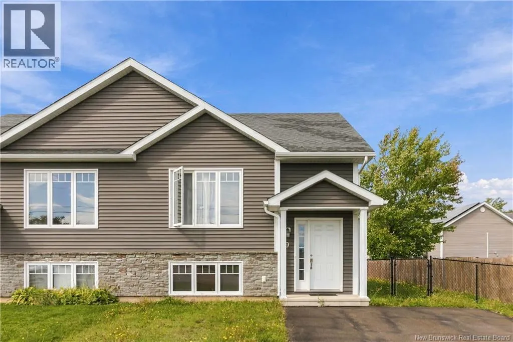 9 Forest Oak Court