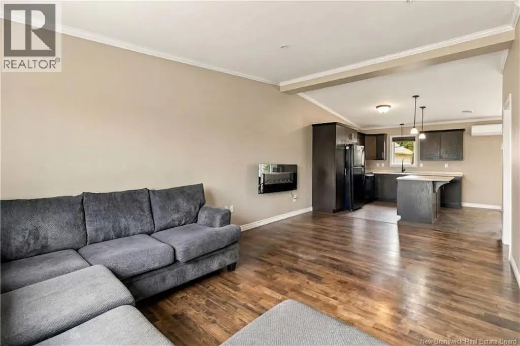 9 Forest Oak Court