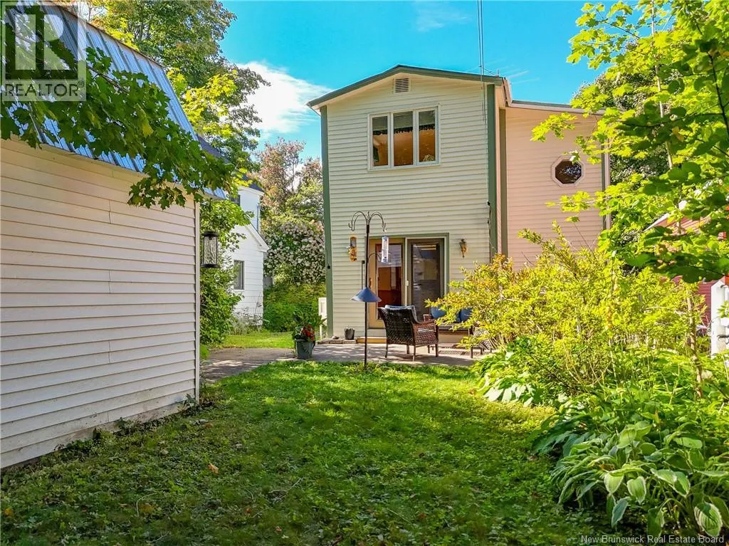 292 Saint John Street