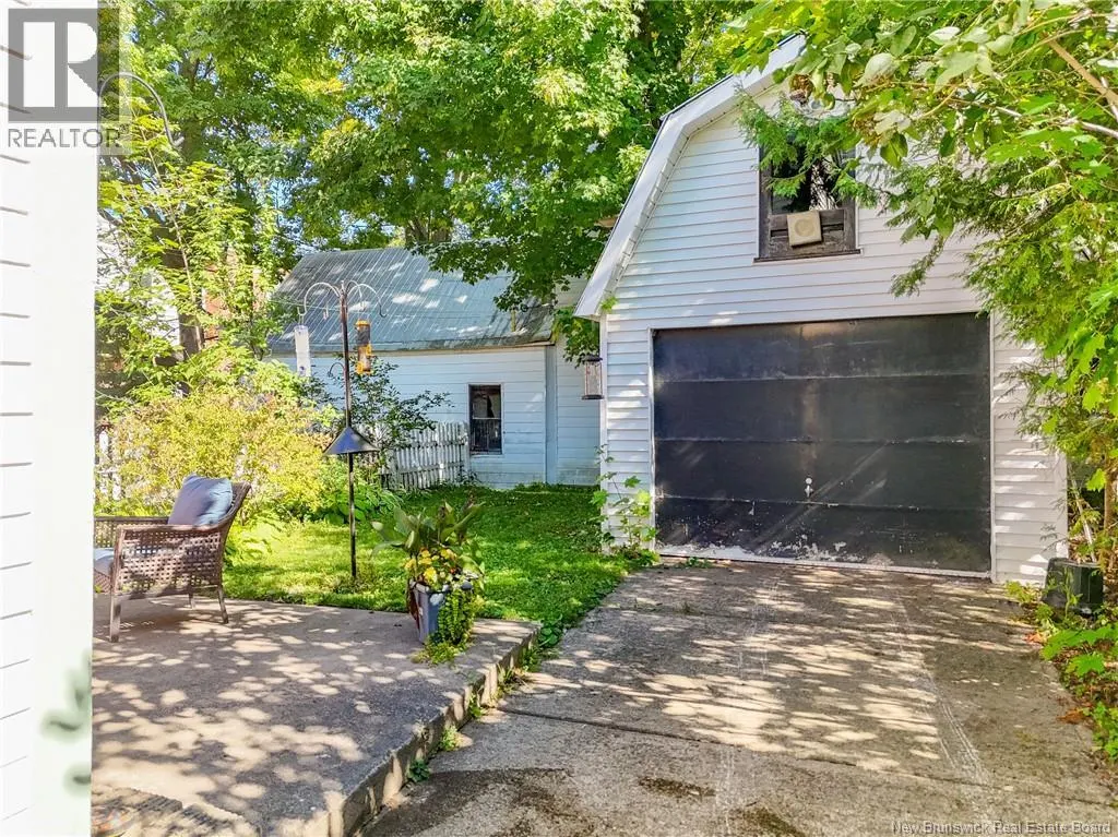 292 Saint John Street