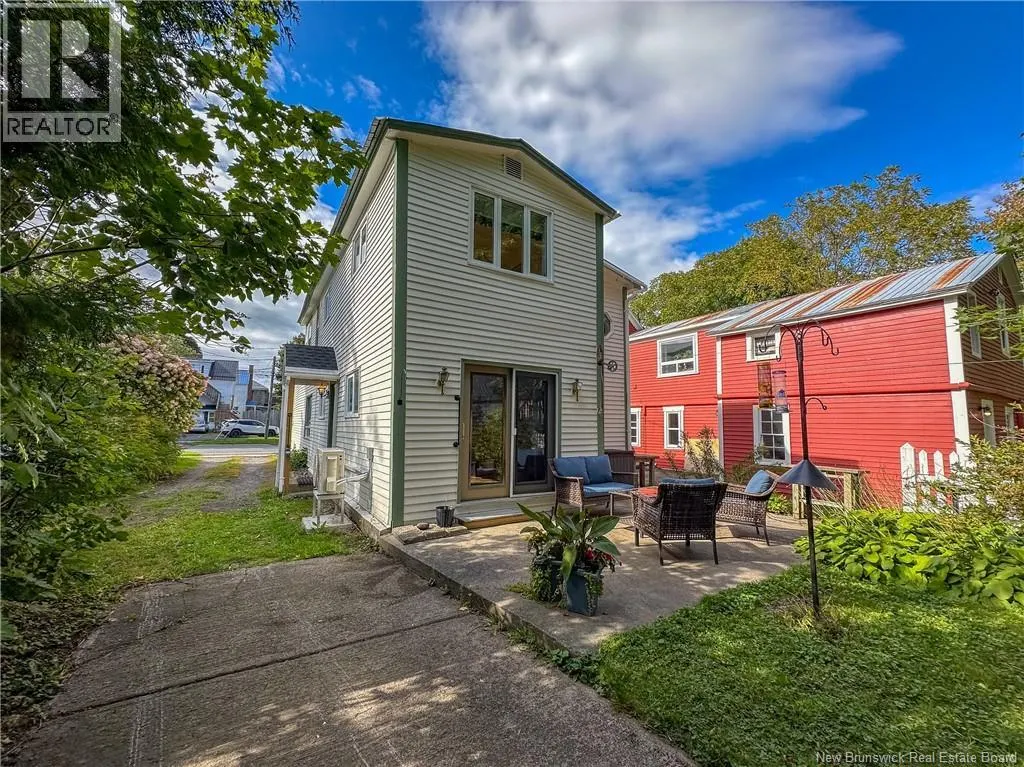292 Saint John Street