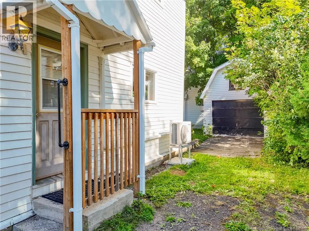 292 Saint John Street