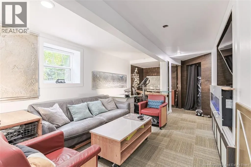 155 Victoria Road