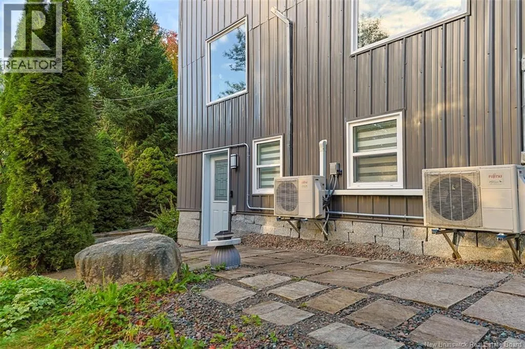 155 Victoria Road