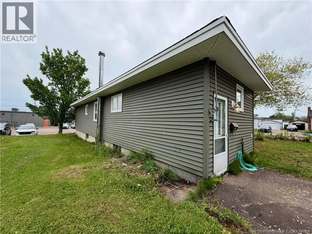 88 Watson Avenue