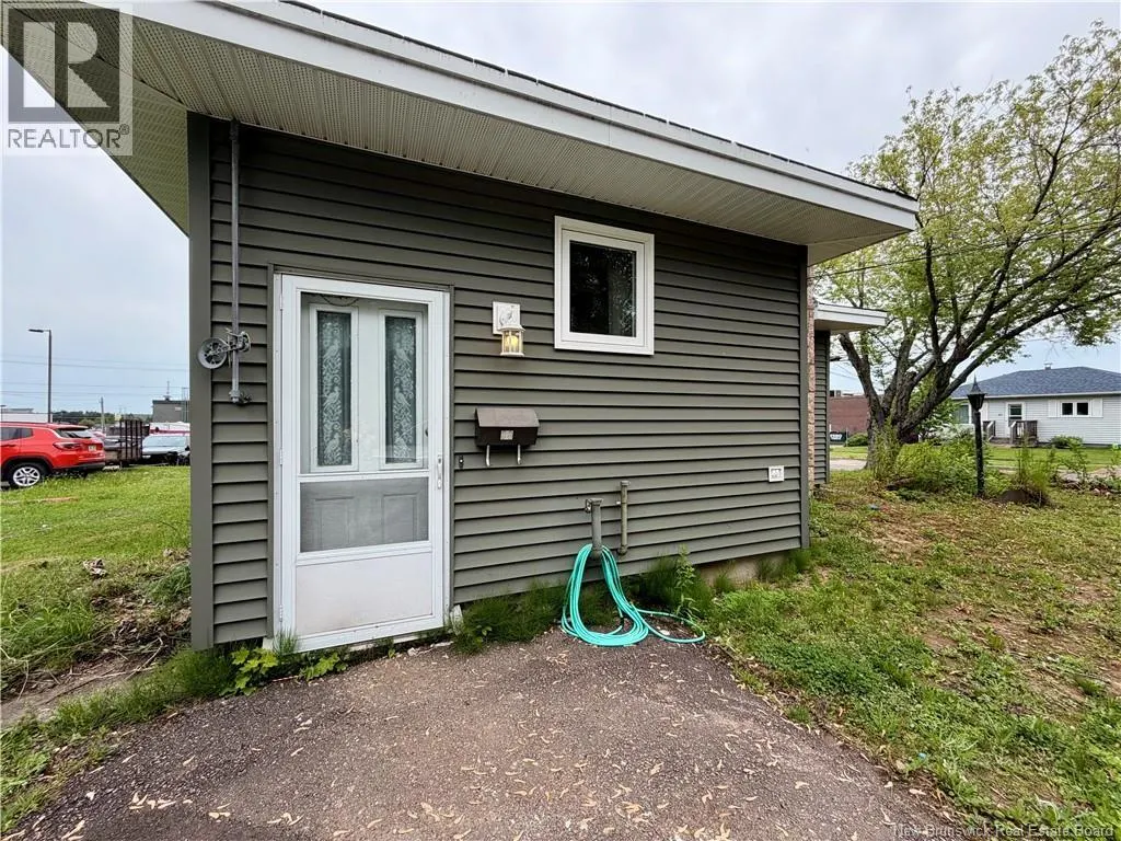 88 Watson Avenue