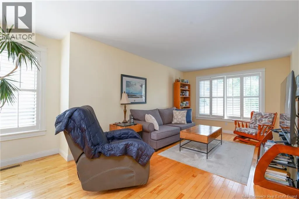 43 Ridgewell Place