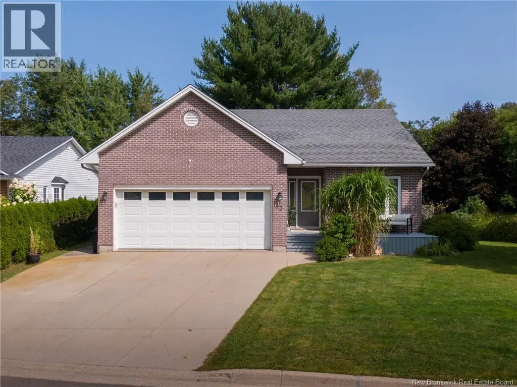 43 Ridgewell Place