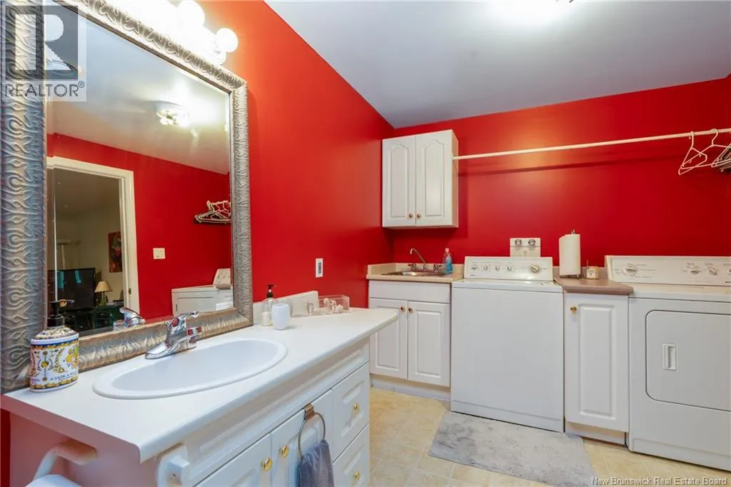43 Ridgewell Place