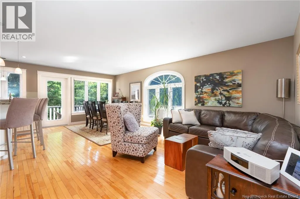 43 Ridgewell Place