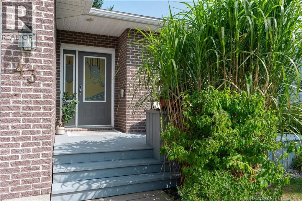 43 Ridgewell Place