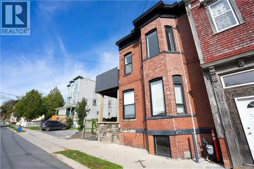 77 Mecklenburg Street