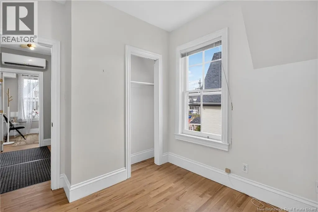 73 Weldon Street