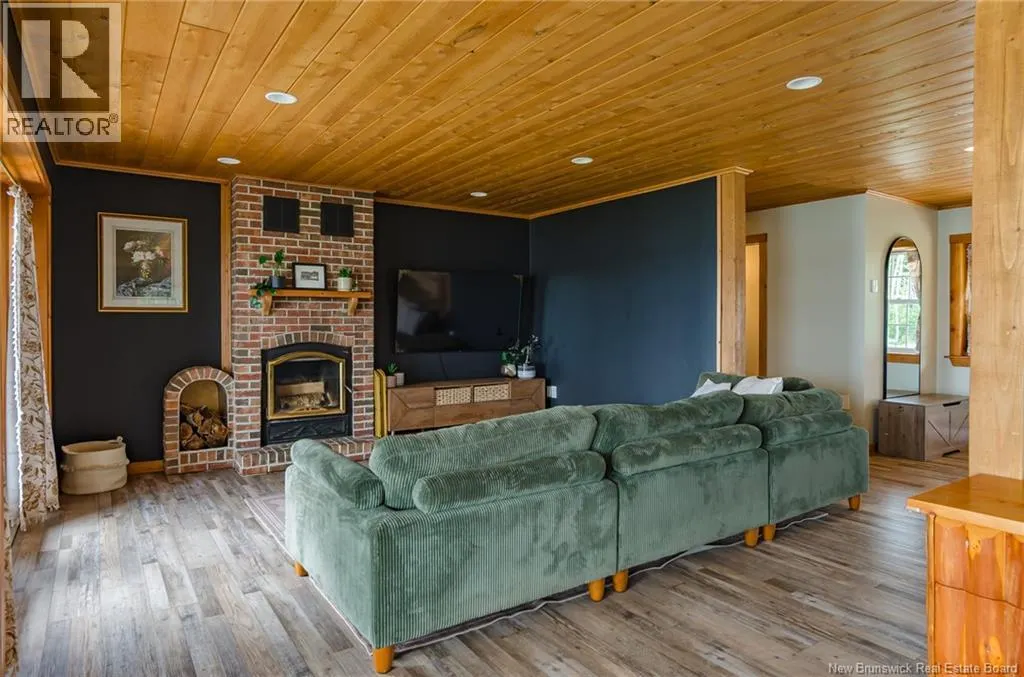 181 McCarthy's Point Road