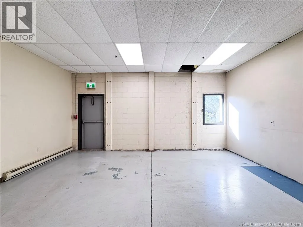 222 Edinburgh Drive Unit# 200
