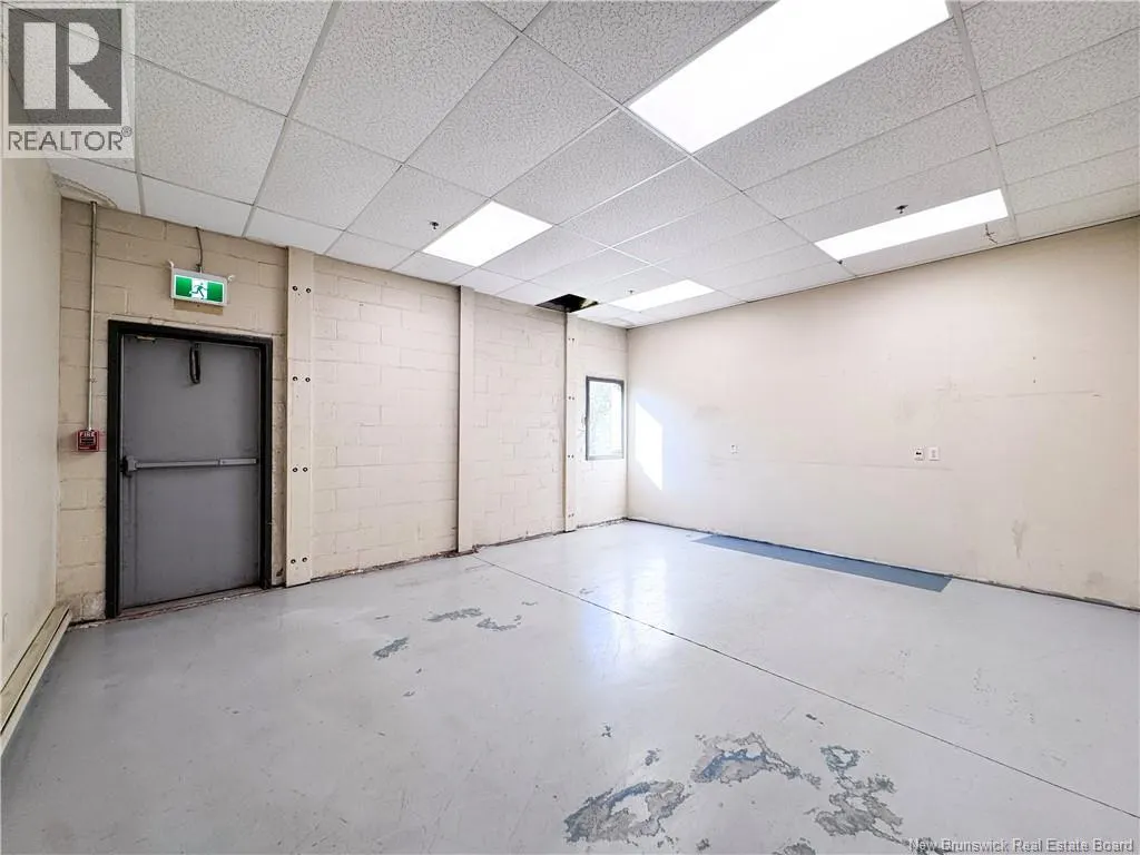 222 Edinburgh Drive Unit# 200