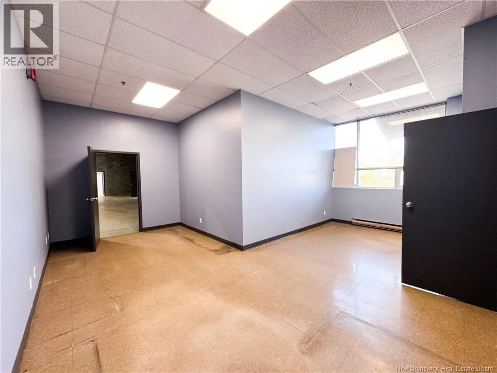 222 Edinburgh Drive Unit# 200