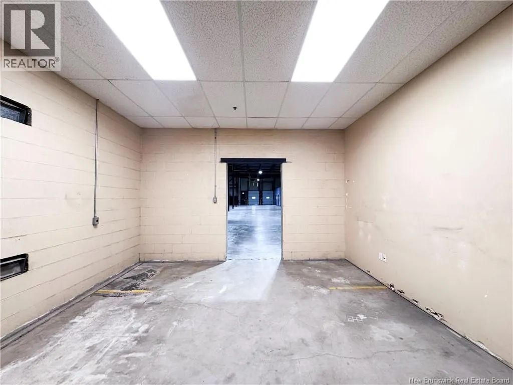 222 Edinburgh Drive Unit# 200
