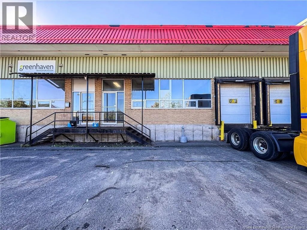 222 Edinburgh Drive Unit# 200
