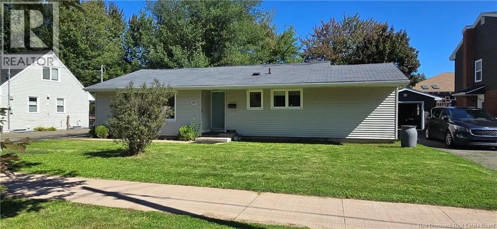 209 Dickson Boulevard