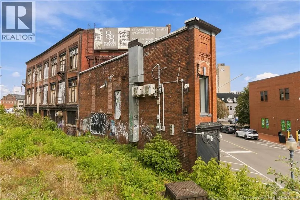 897-901 Main Street