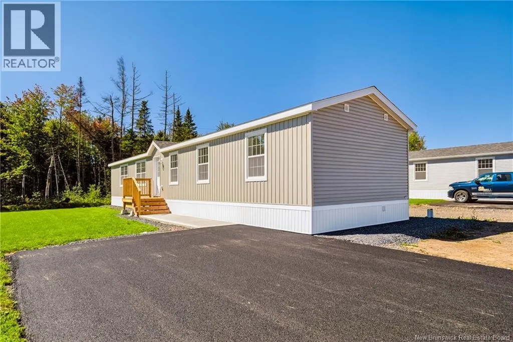 47 Oak Ridge Crescent