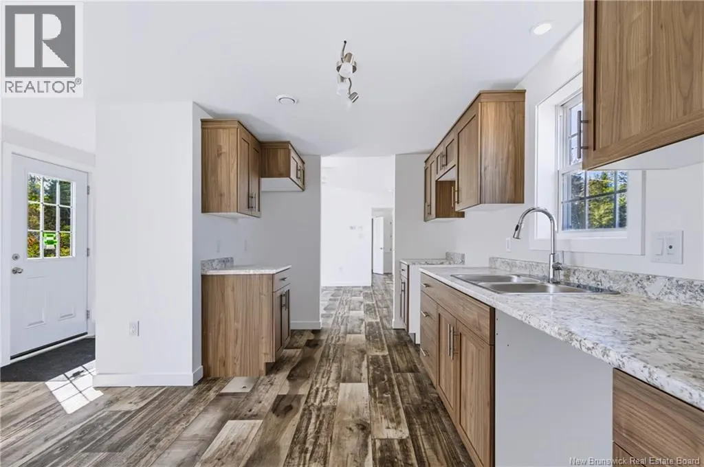 47 Oak Ridge Crescent