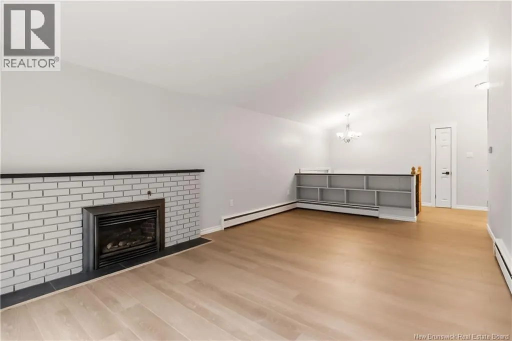 25 Vista Drive