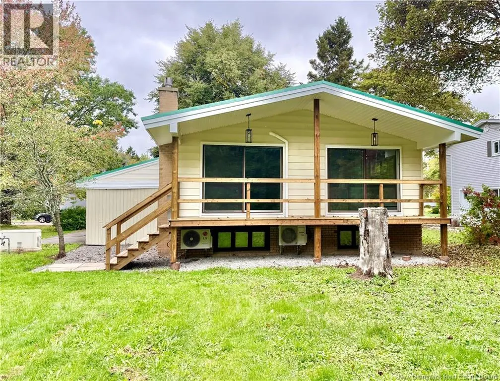25 Vista Drive