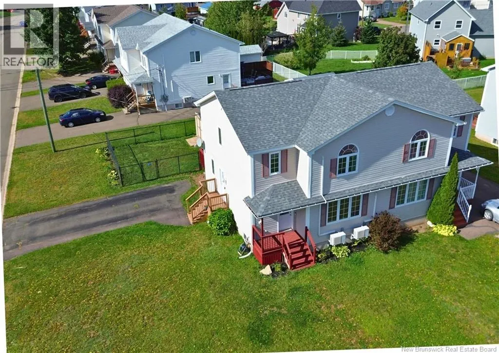 77 Stoneham Drive