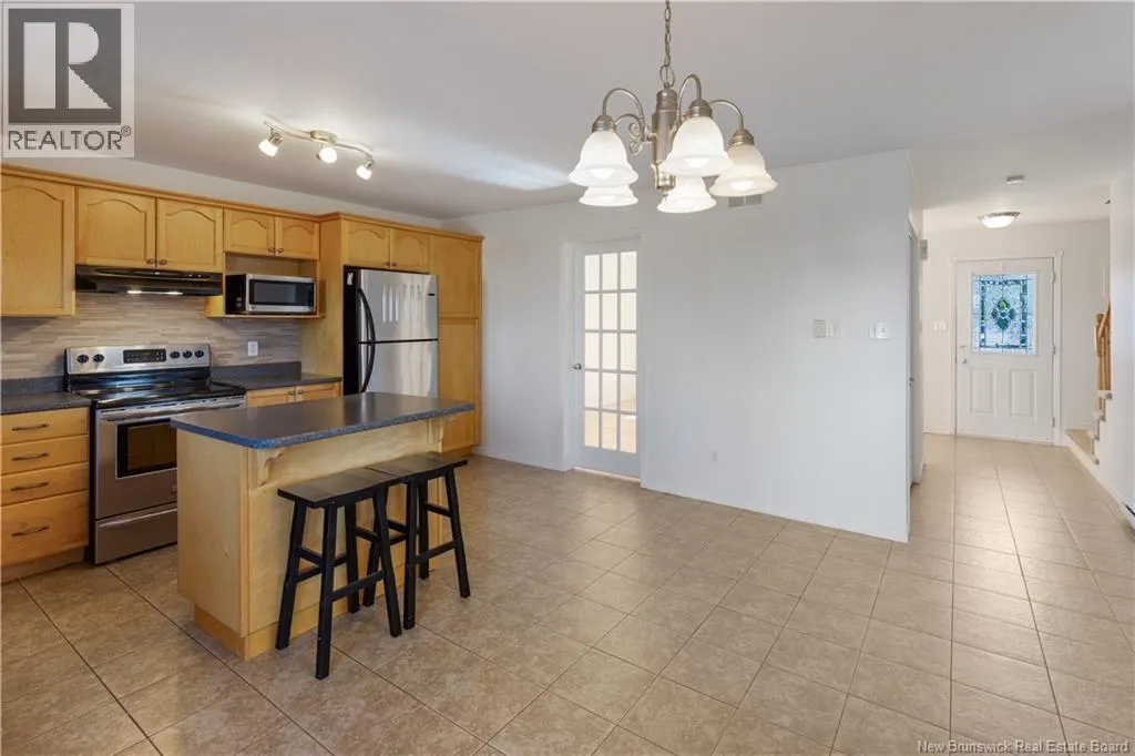 77 Stoneham Drive