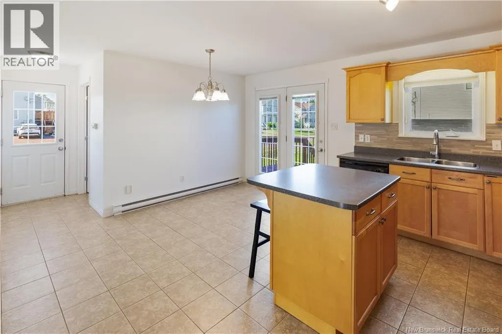 77 Stoneham Drive