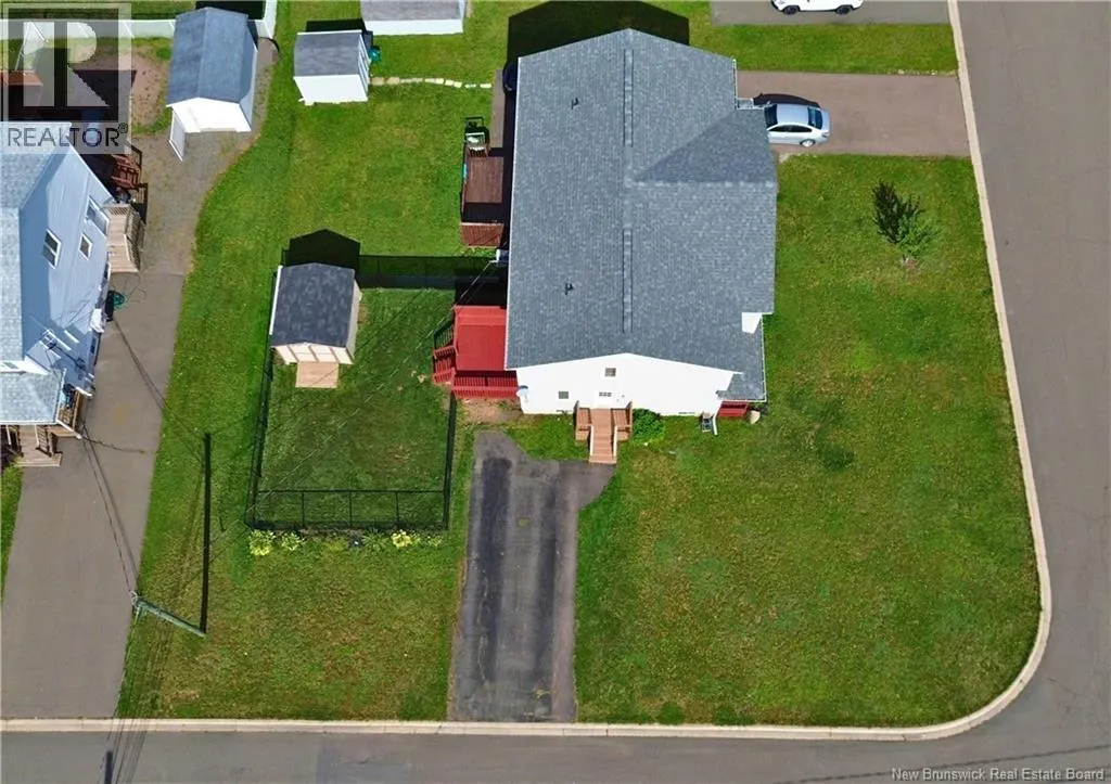 77 Stoneham Drive