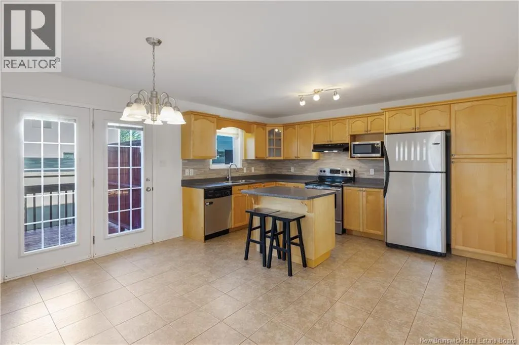 77 Stoneham Drive