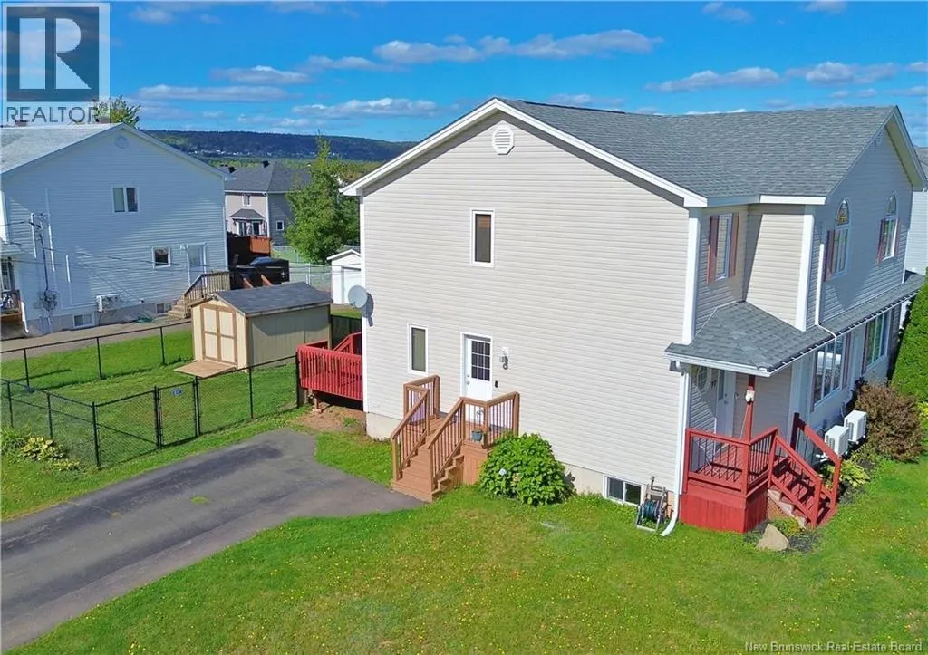 77 Stoneham Drive