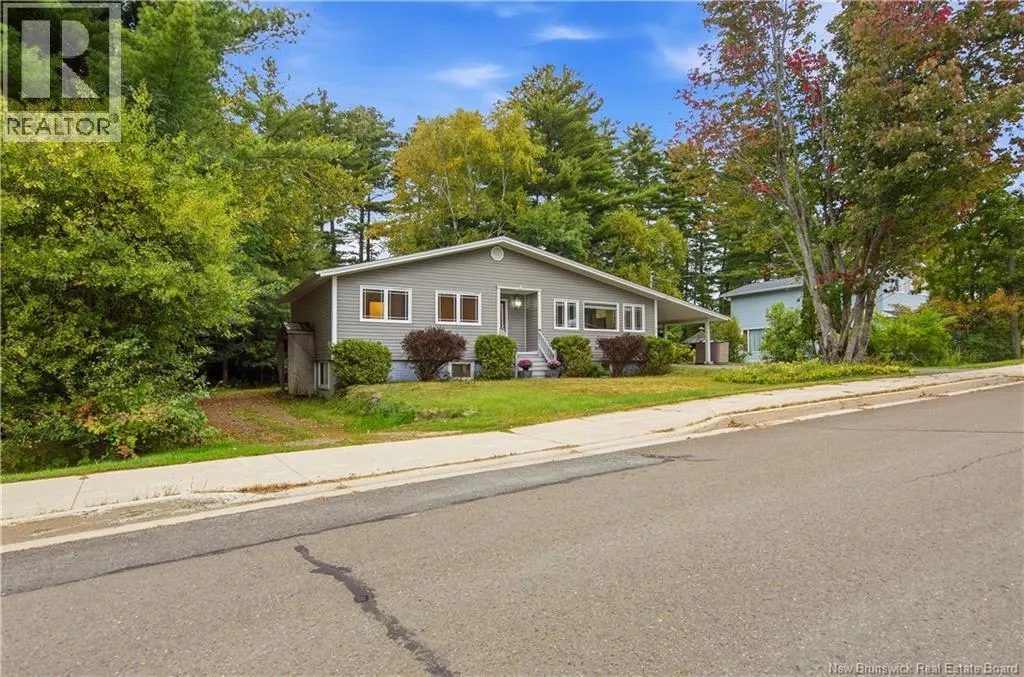 40 DeWitt Acres