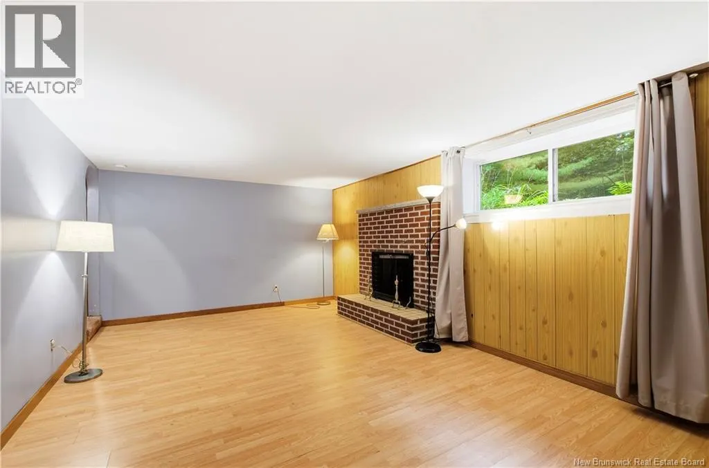 40 DeWitt Acres