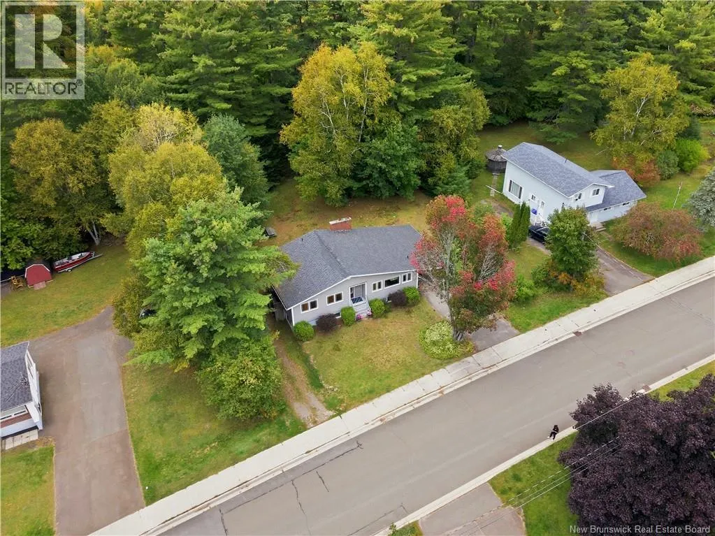 40 DeWitt Acres