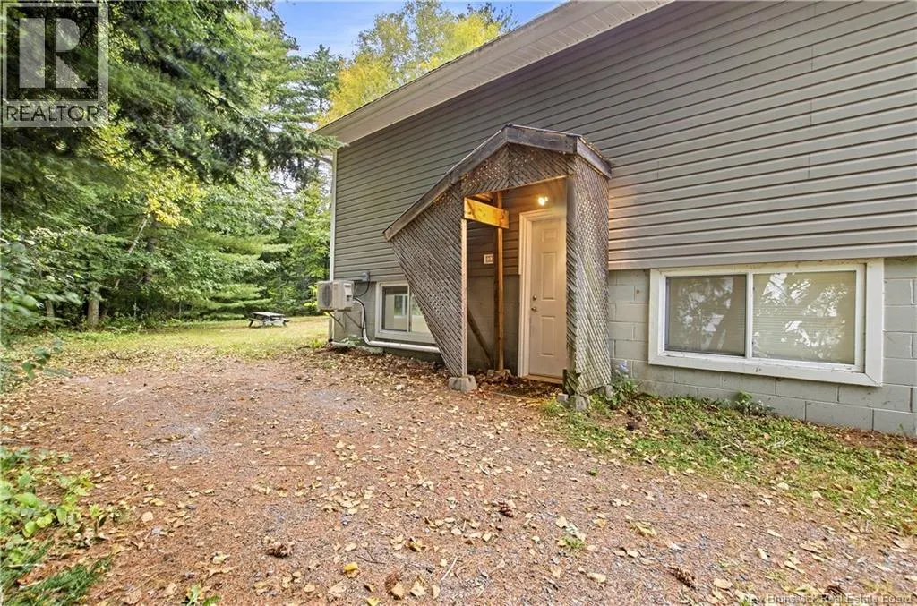 40 DeWitt Acres