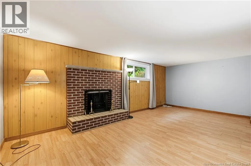40 DeWitt Acres