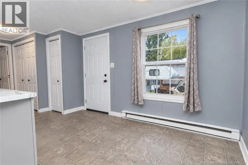 13 Wood Avenue