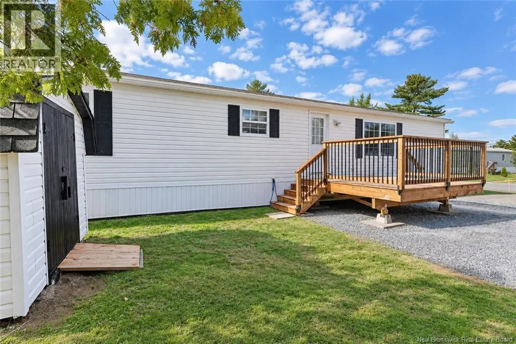 13 Wood Avenue