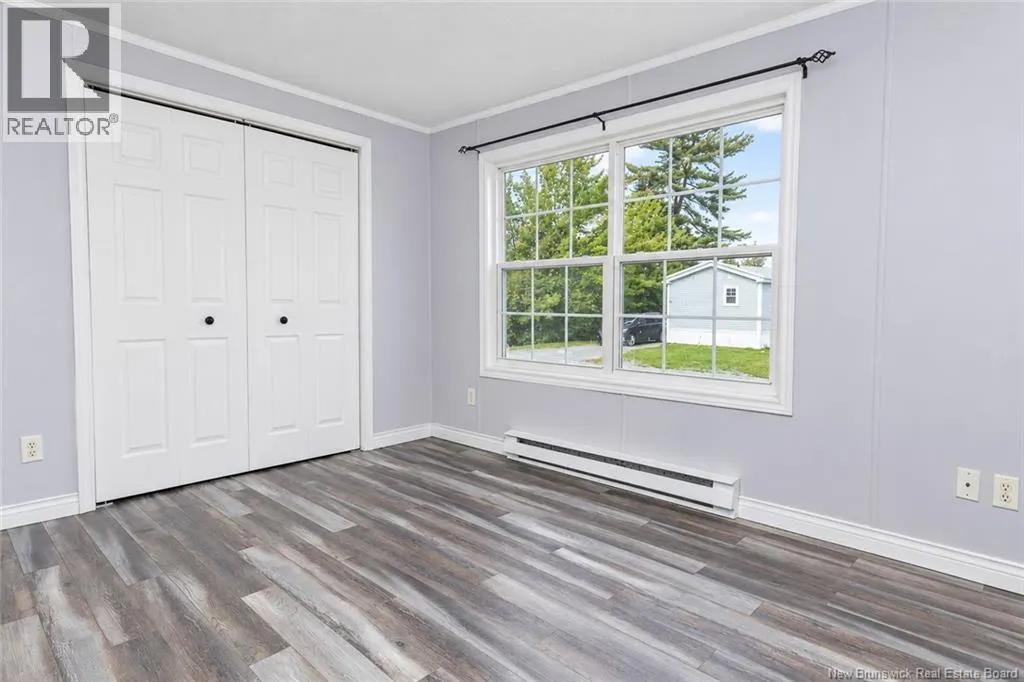 13 Wood Avenue