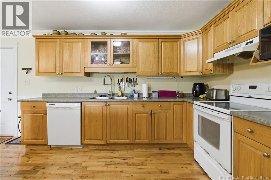 185 Reynolds Street Unit# 14
