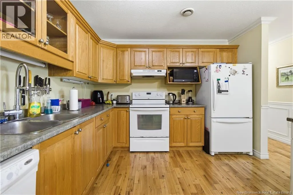 185 Reynolds Street Unit# 14