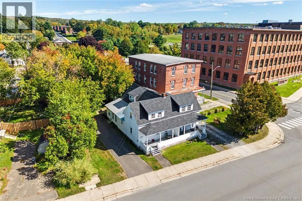 4 River Street