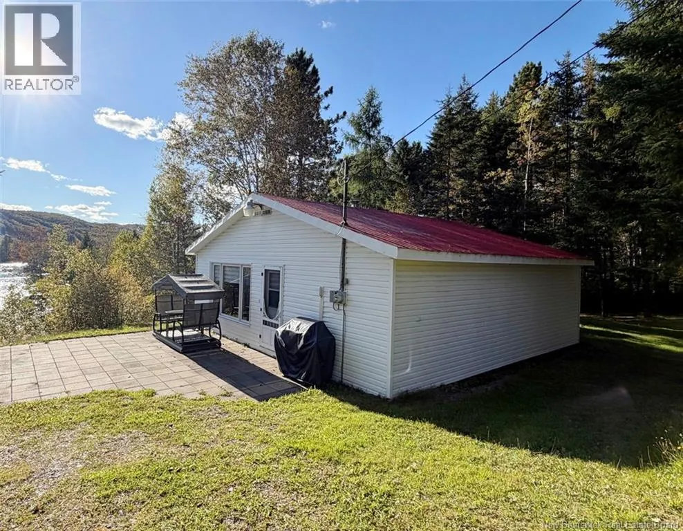 198 Riviere Madawaska Road
