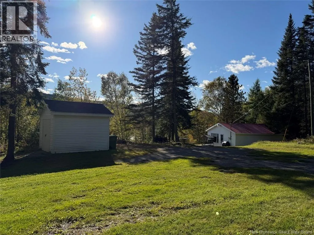 198 Riviere Madawaska Road