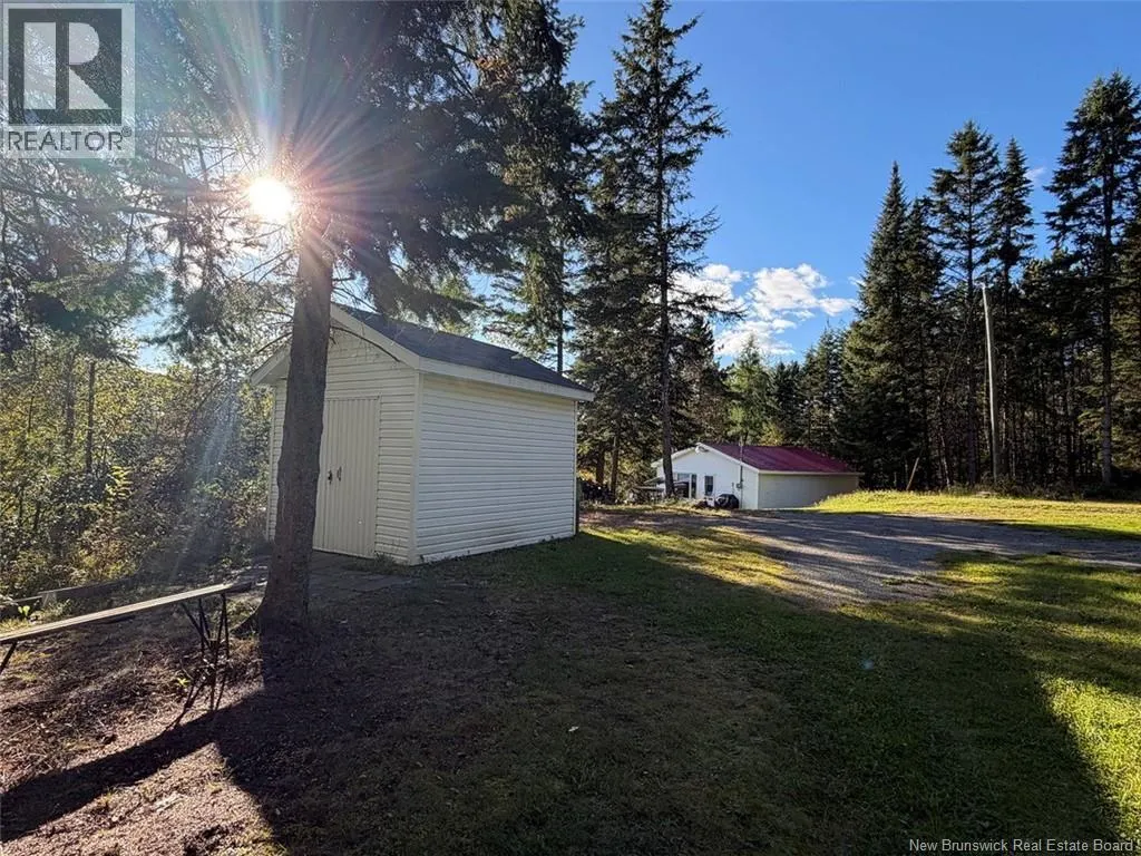 198 Riviere Madawaska Road